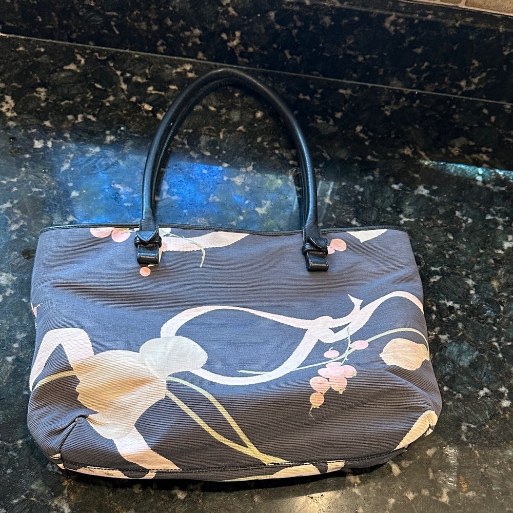 LOW START! Salvatore Ferragamo Black Floral Shoulder Bag